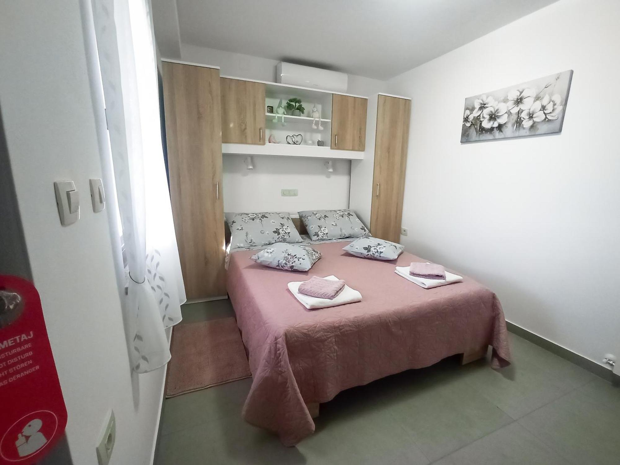 Soba Ulika Apartment Motovun Exterior photo